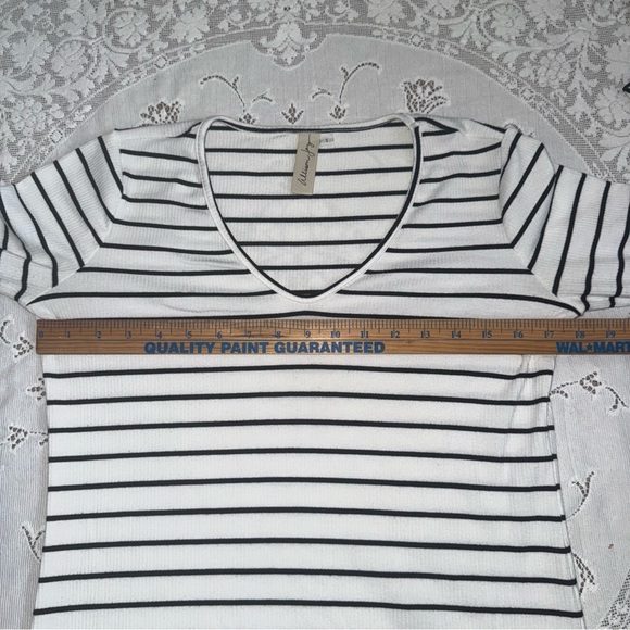 Allison Joy Black and White Striped Ruffle Bell Sleeve Boho Blouse size Small - Picture 7 of 15